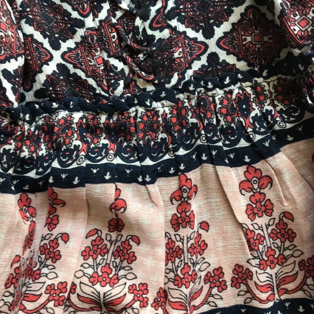 👚HP👚NWT peasant boho top w/ tassel bell sleeves - Picture 8 of 8